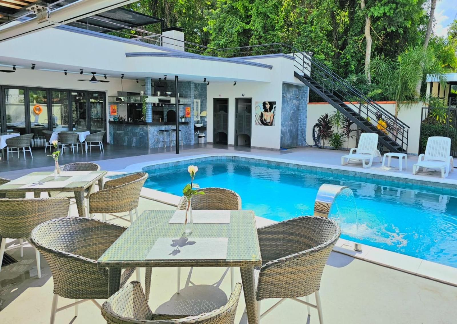 Hotel Oasis-Dream Holidays - La Petite France San Bernardino Exterior foto